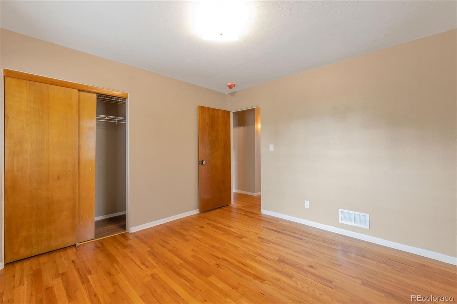MLS Image #19 for 4565 s lipan court,englewood, Colorado