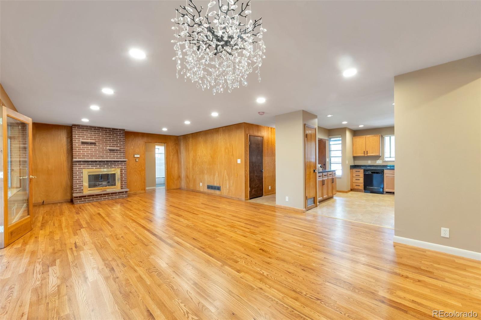 MLS Image #3 for 4565 s lipan court,englewood, Colorado