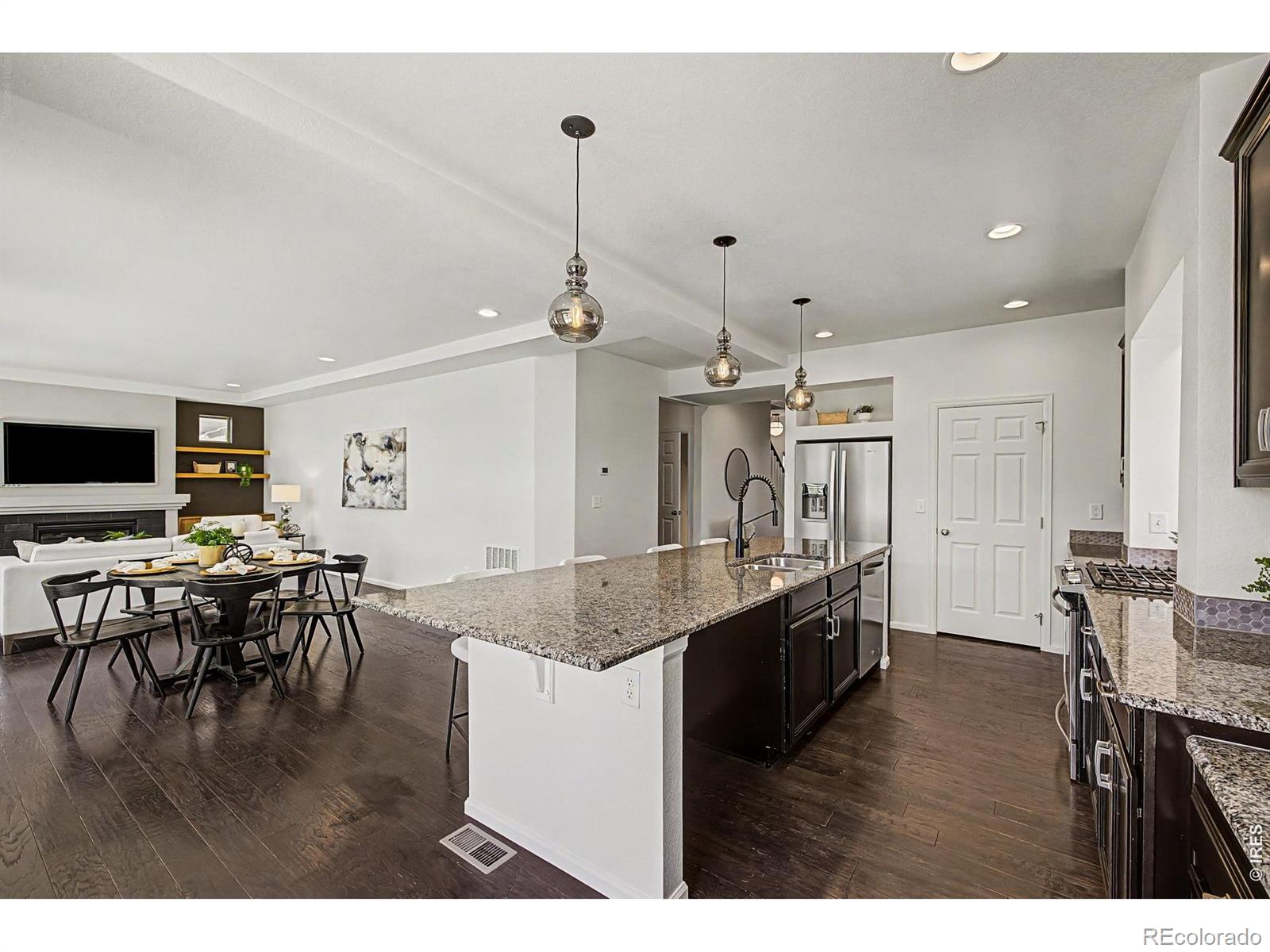 MLS Image #4 for 426  highlands circle,erie, Colorado