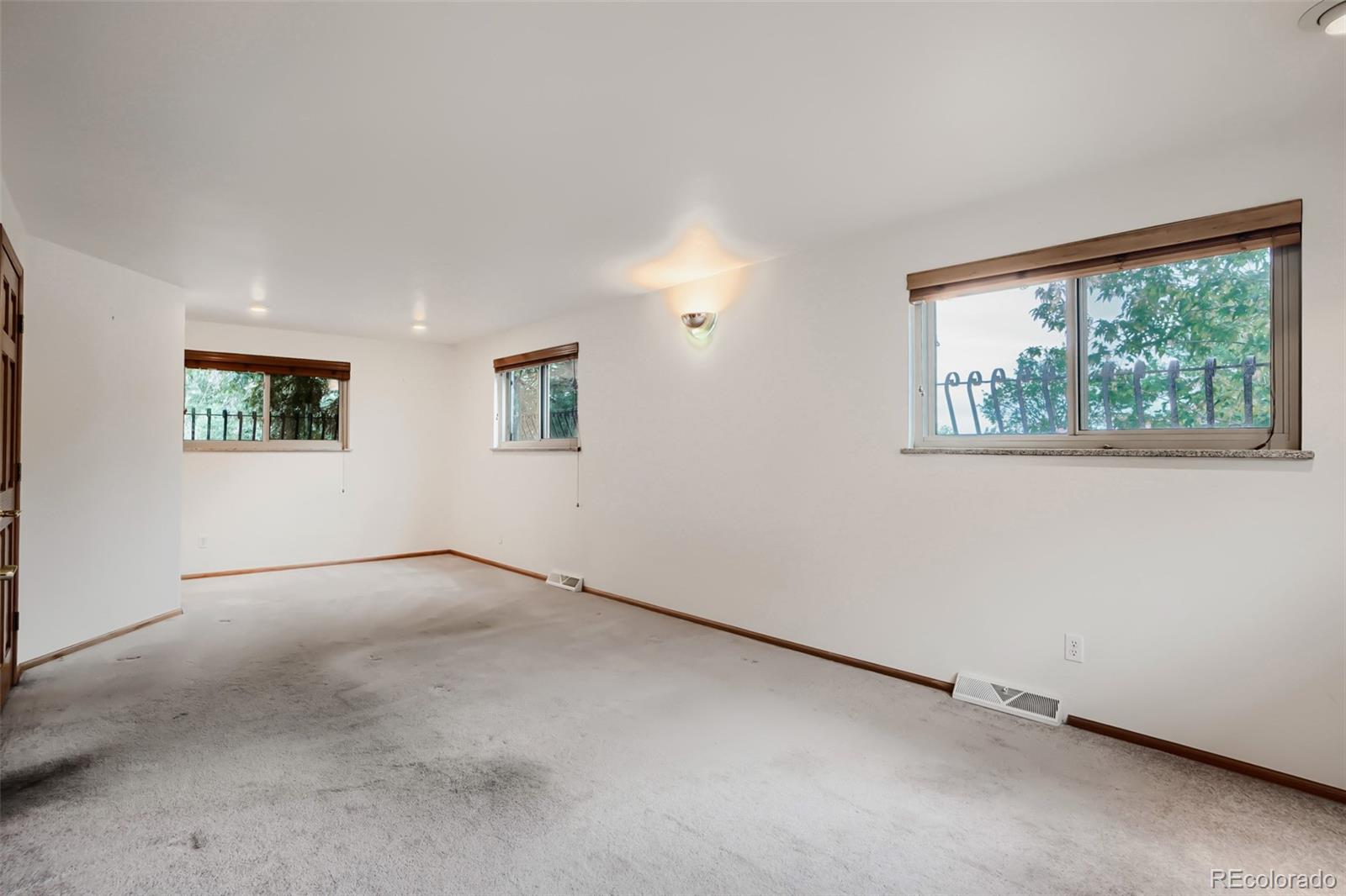 MLS Image #13 for 8221 w 70th avenue,arvada, Colorado