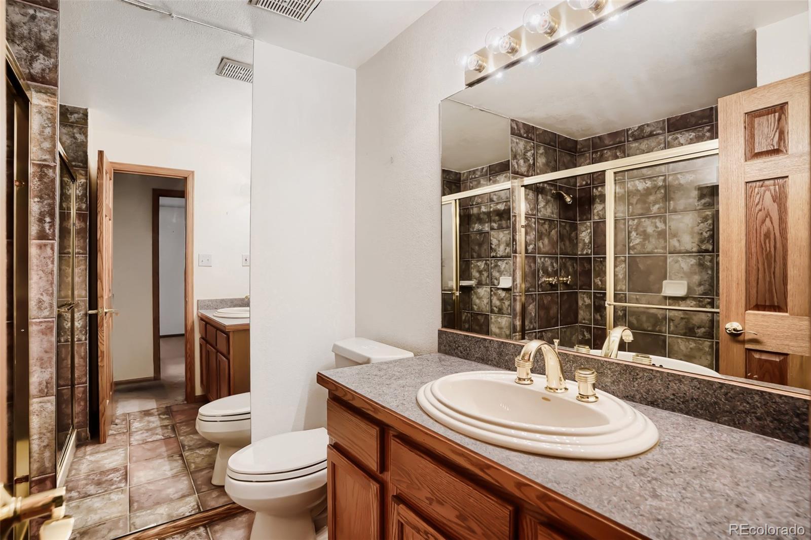 MLS Image #16 for 8221 w 70th avenue,arvada, Colorado