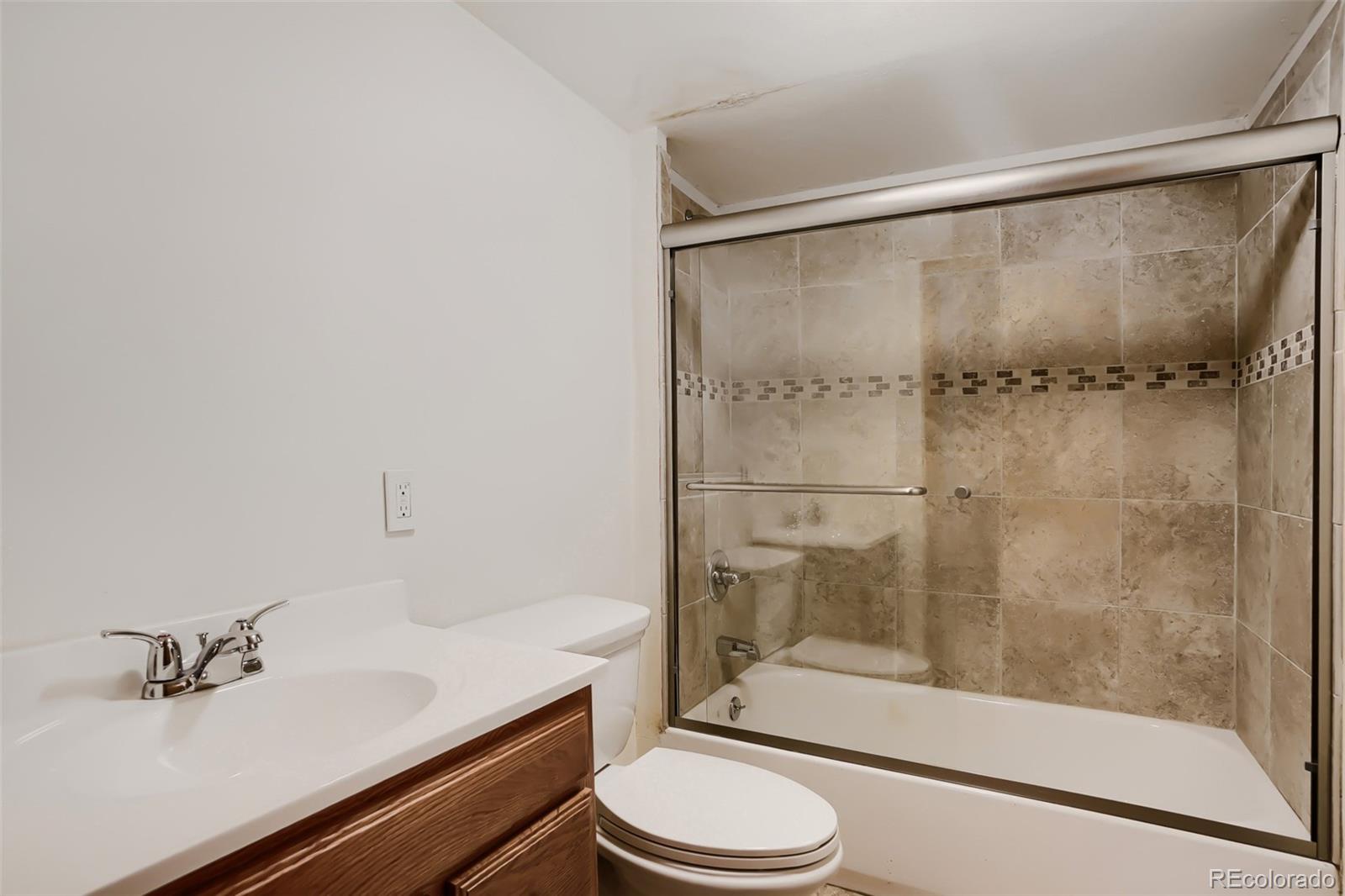 MLS Image #20 for 8221 w 70th avenue,arvada, Colorado