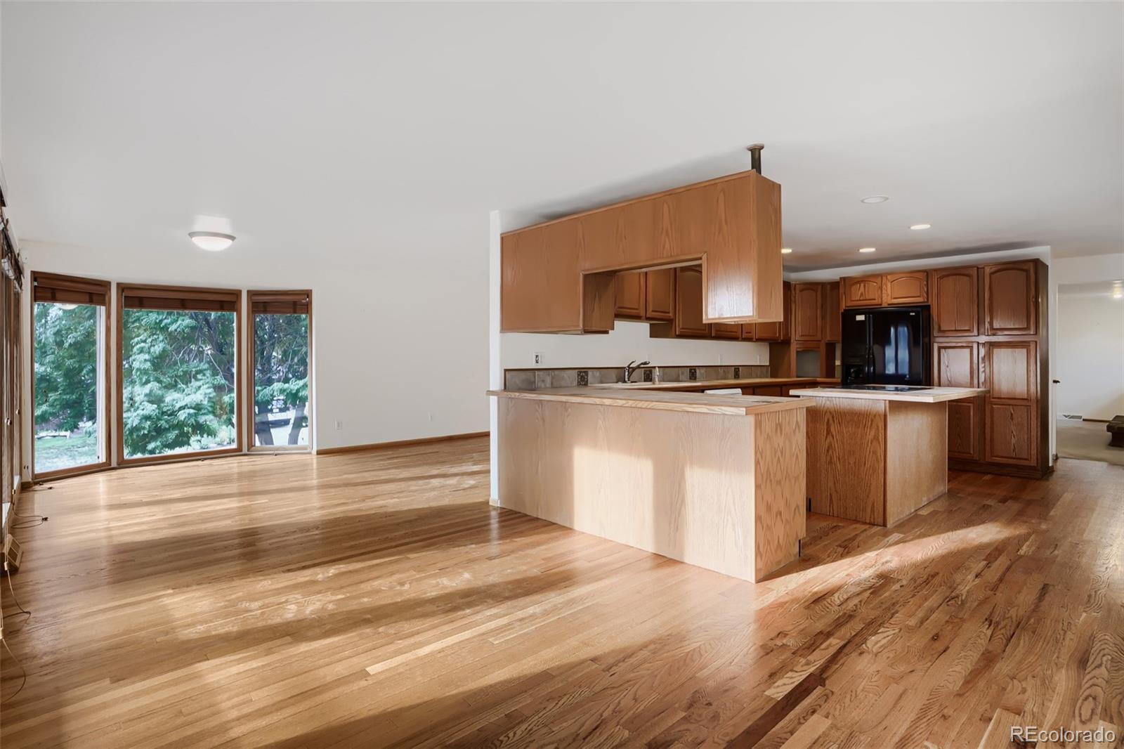 MLS Image #3 for 8221 w 70th avenue,arvada, Colorado