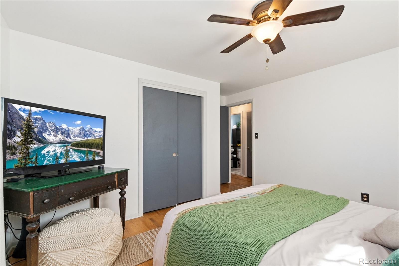 MLS Image #11 for 7916  pennsylvania street,denver, Colorado