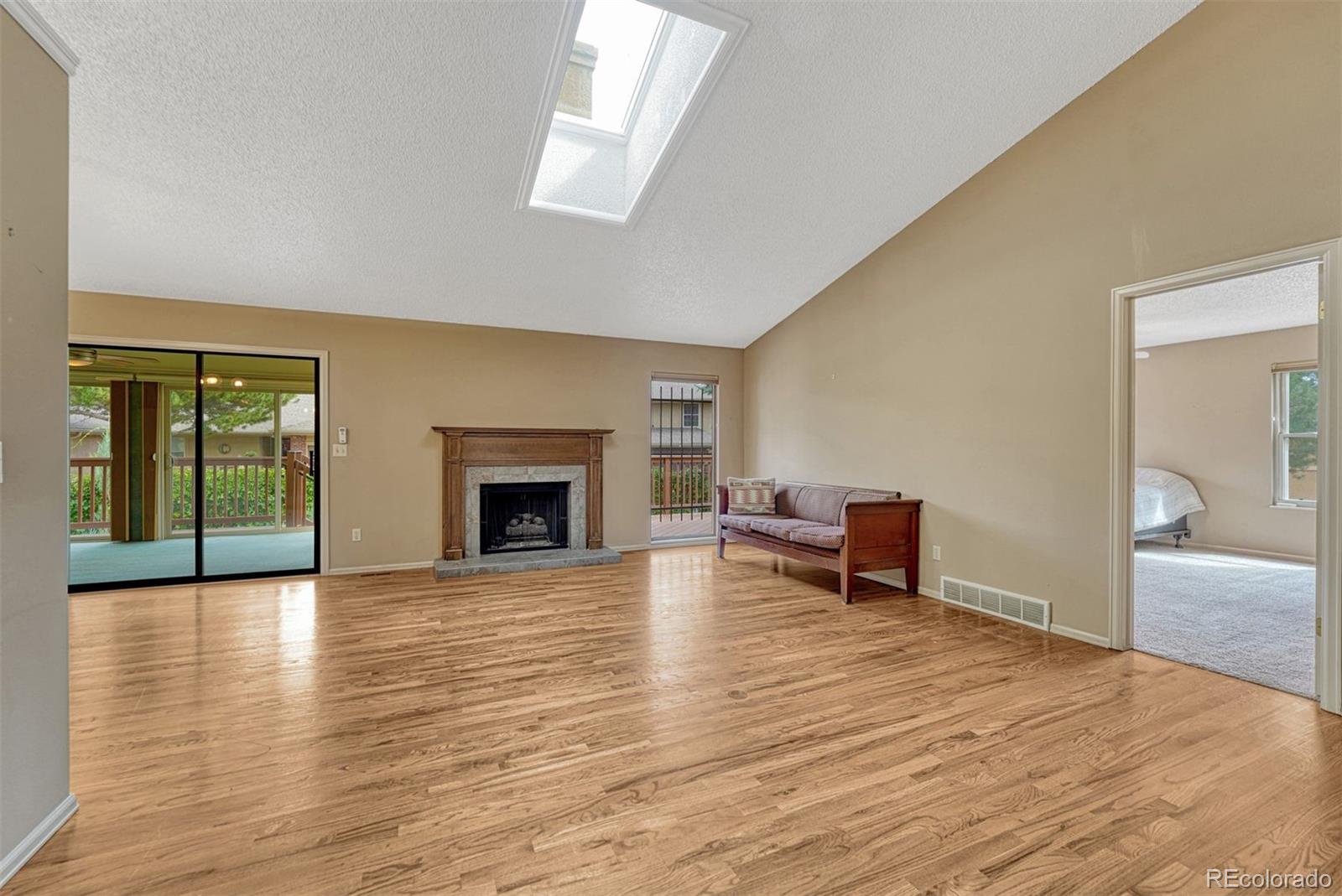 MLS Image #9 for 2059  glenhill road,colorado springs, Colorado
