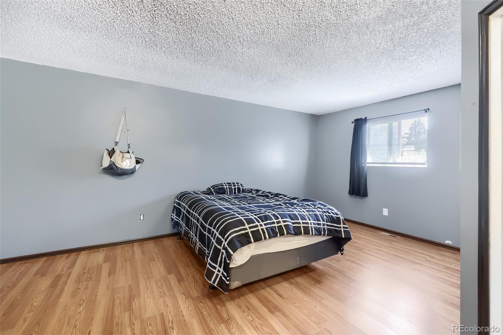 MLS Image #14 for 15684 e bails drive,aurora, Colorado