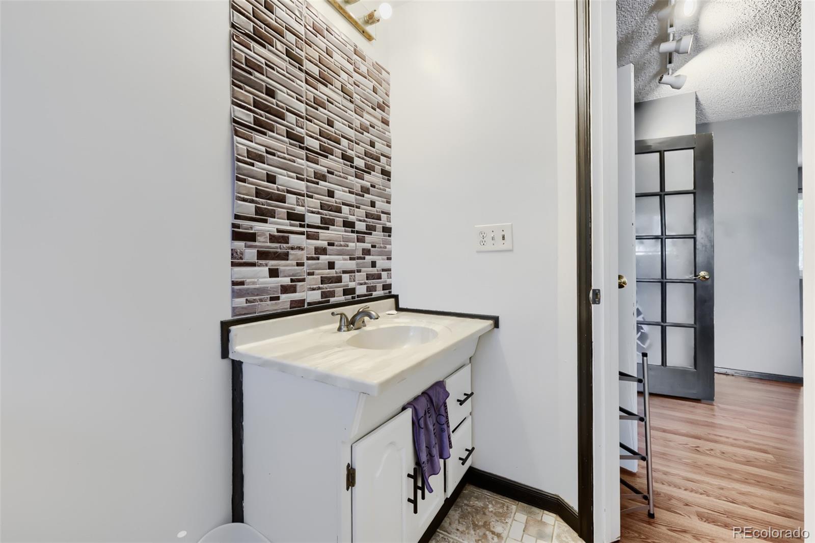 MLS Image #16 for 15684 e bails drive,aurora, Colorado