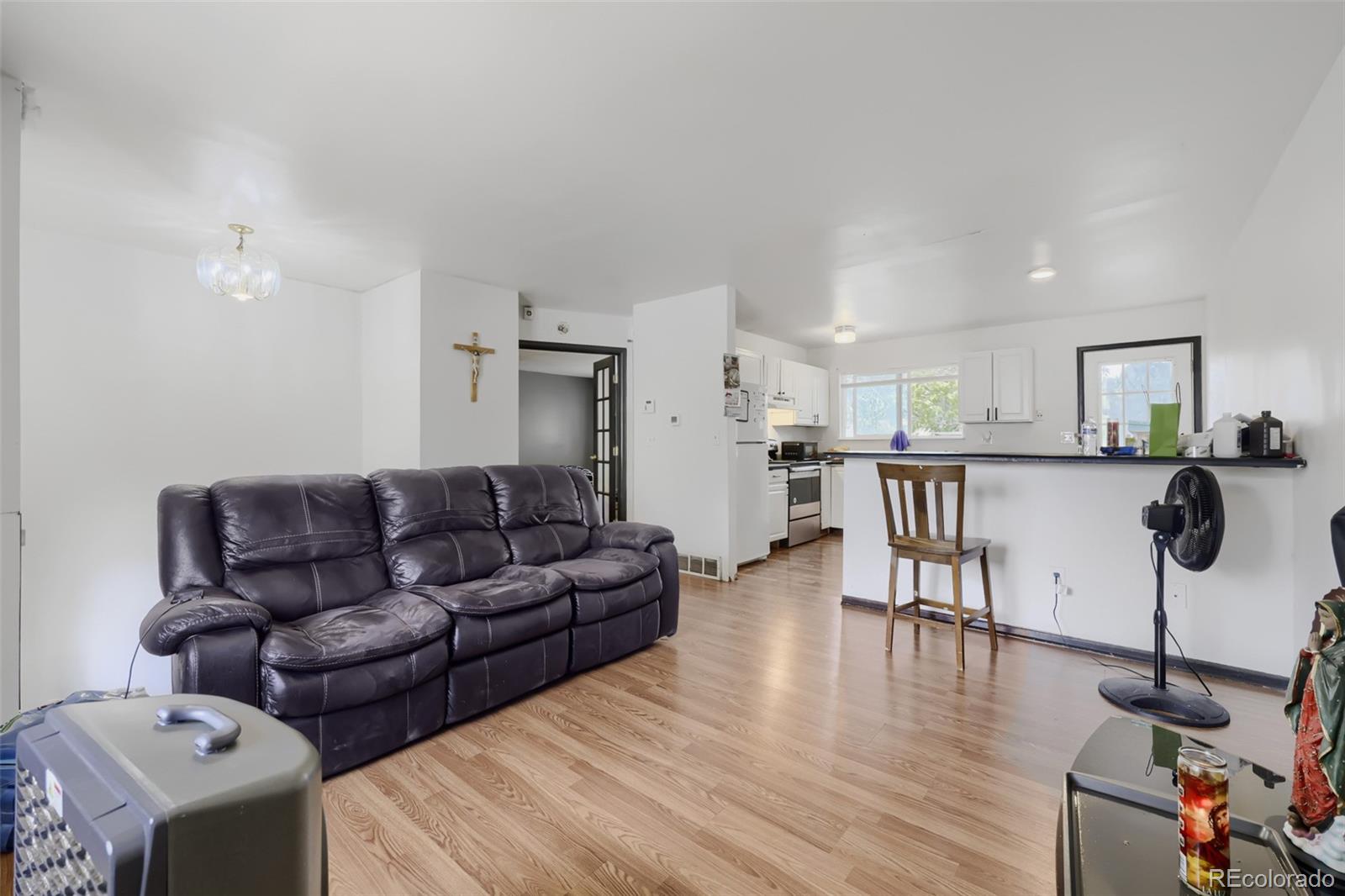 MLS Image #4 for 15684 e bails drive,aurora, Colorado