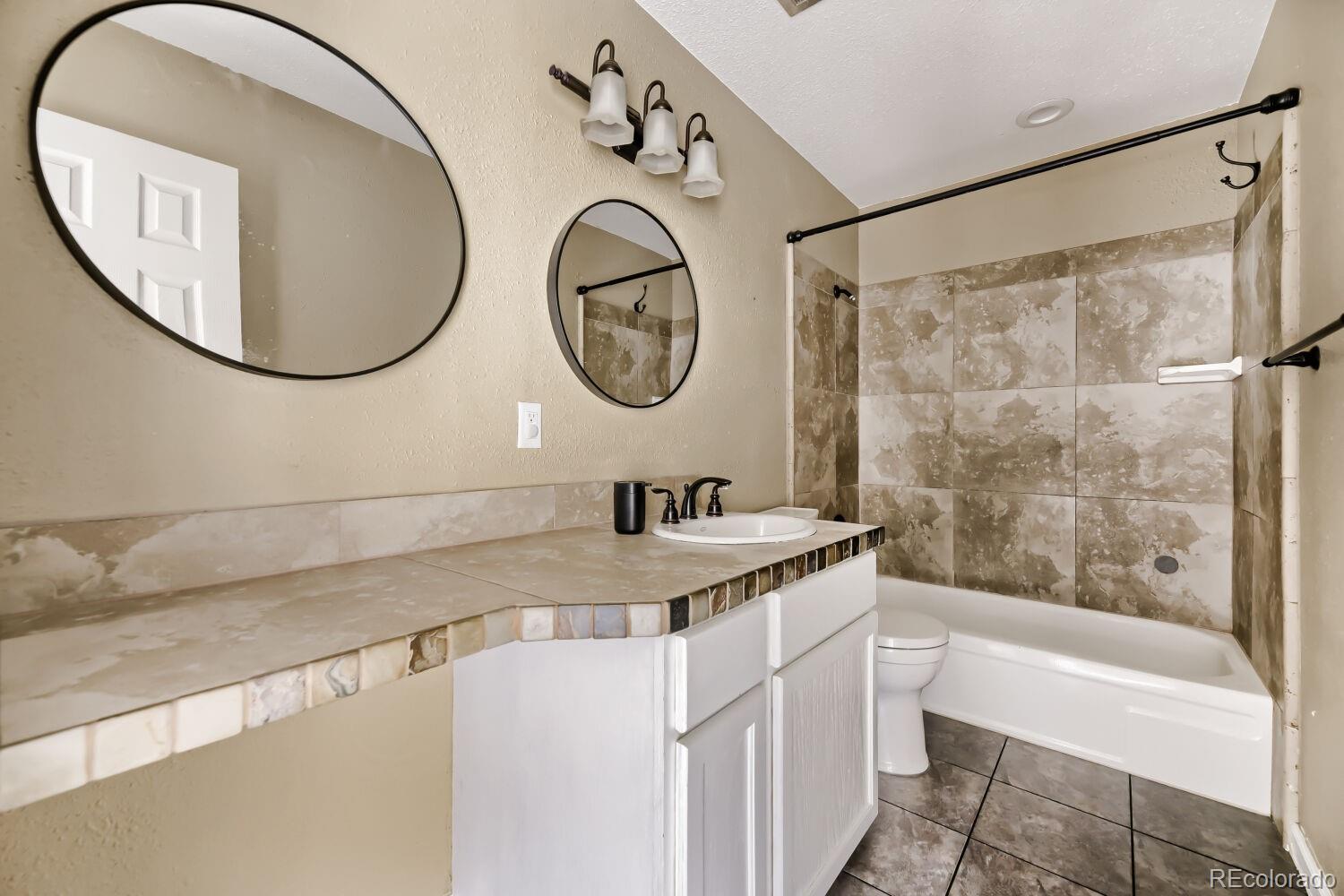 MLS Image #12 for 5855 s lowell boulevard,littleton, Colorado