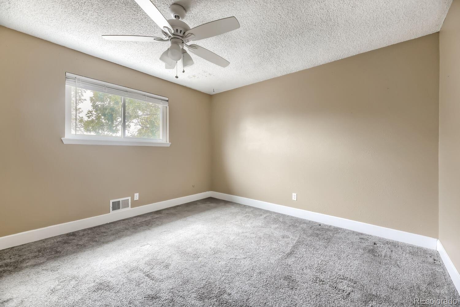 MLS Image #13 for 5855 s lowell boulevard,littleton, Colorado