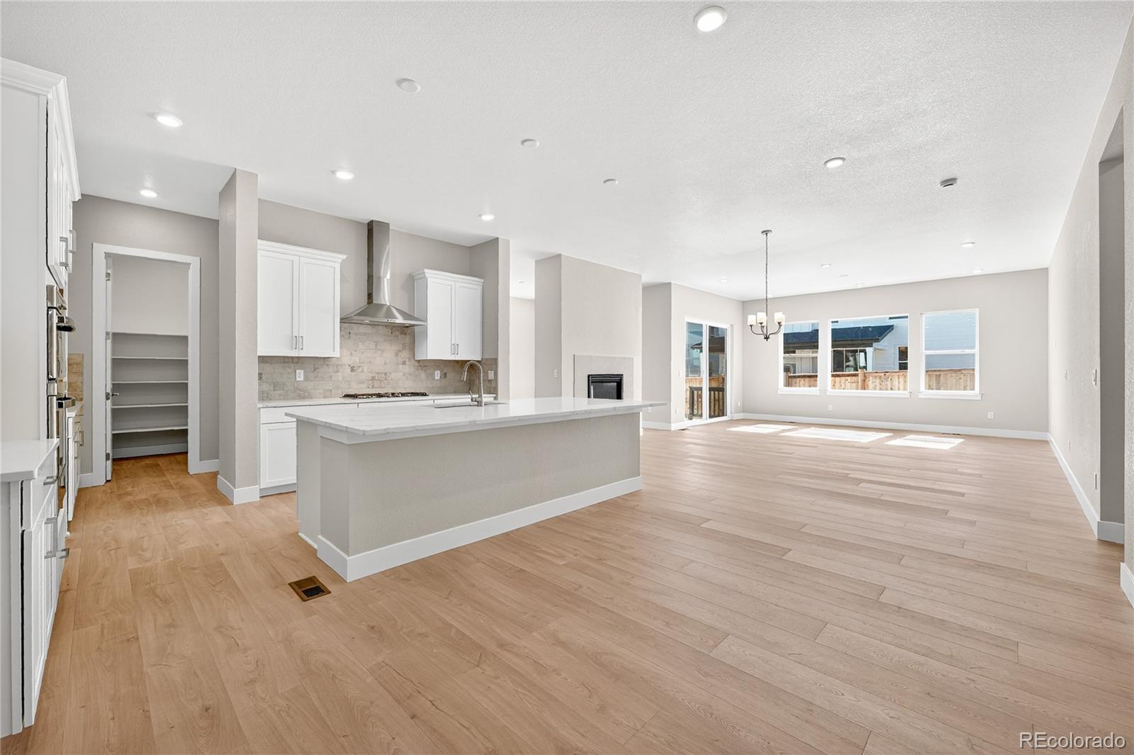 MLS Image #16 for 16656 w 93rd place,arvada, Colorado