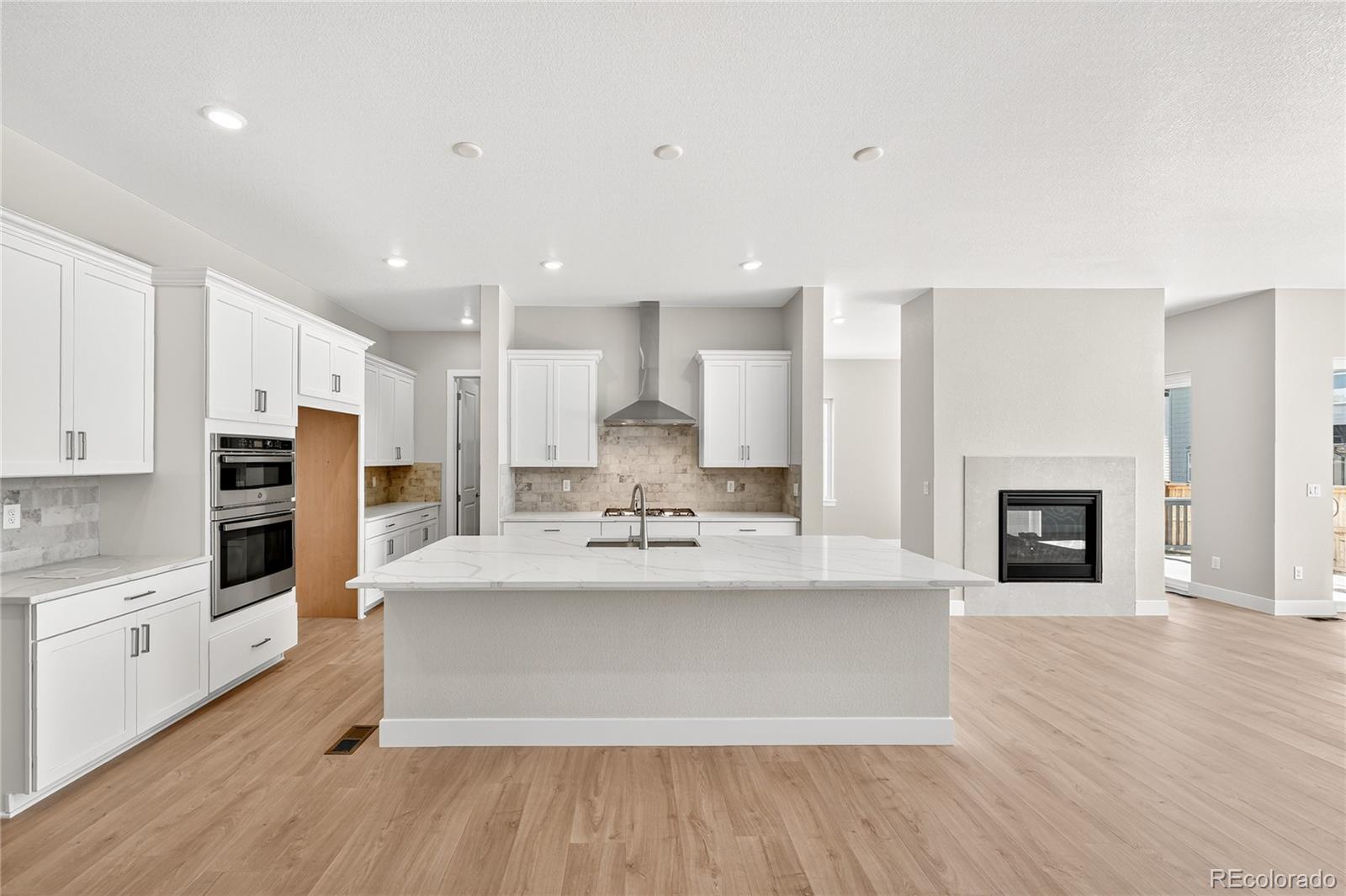 MLS Image #7 for 16656 w 93rd place,arvada, Colorado