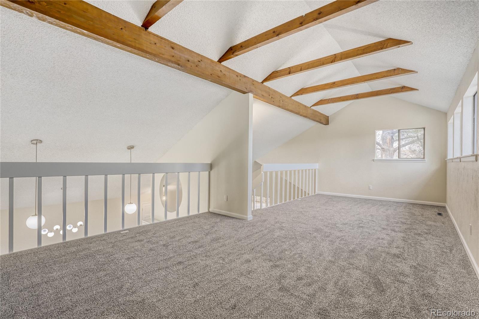 MLS Image #13 for 204 s eagle circle,aurora, Colorado