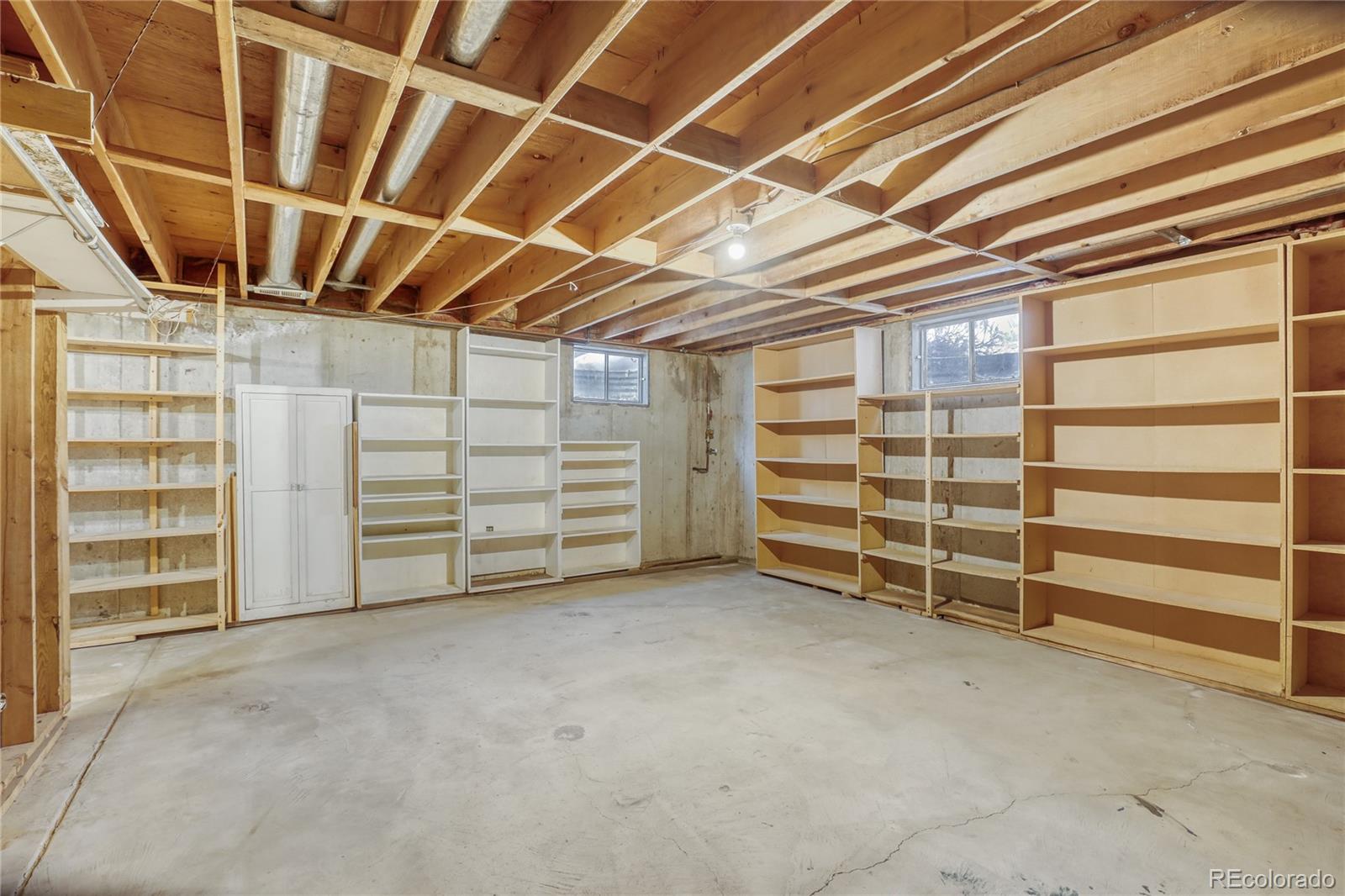 MLS Image #24 for 204 s eagle circle,aurora, Colorado