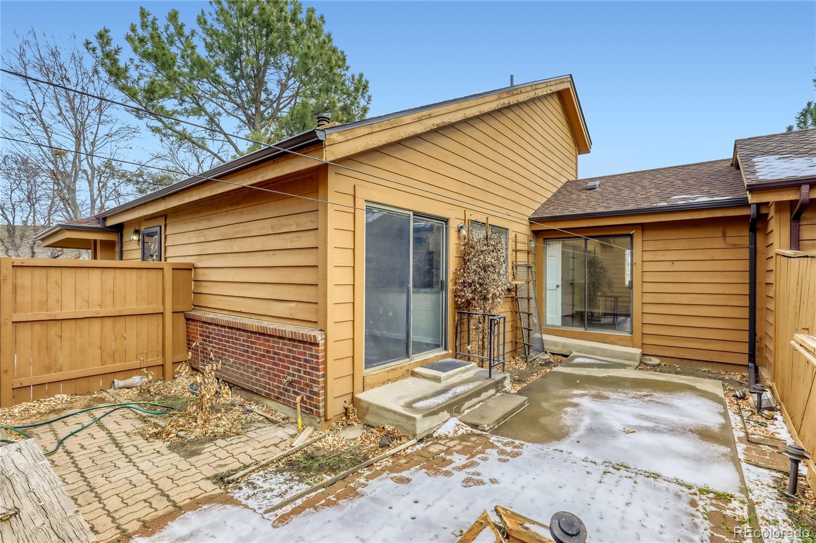 MLS Image #26 for 204 s eagle circle,aurora, Colorado