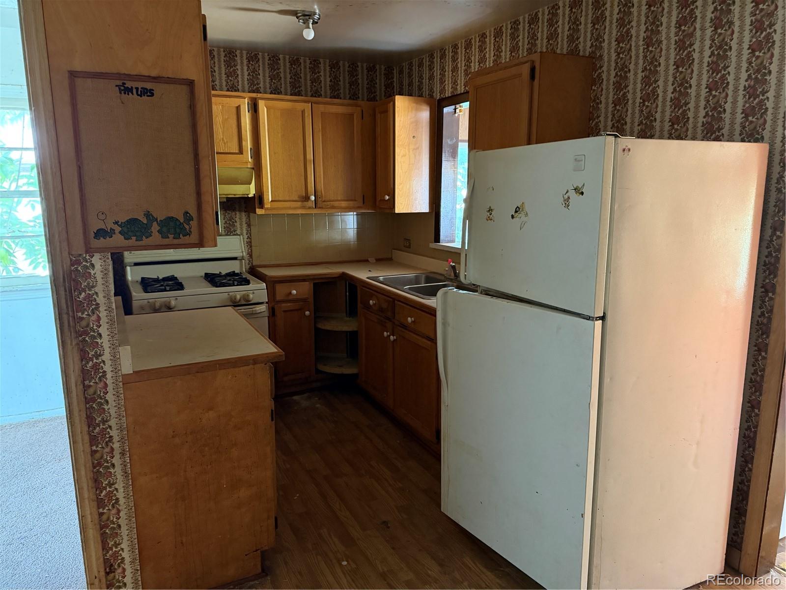 MLS Image #11 for 17 s osceola street,denver, Colorado