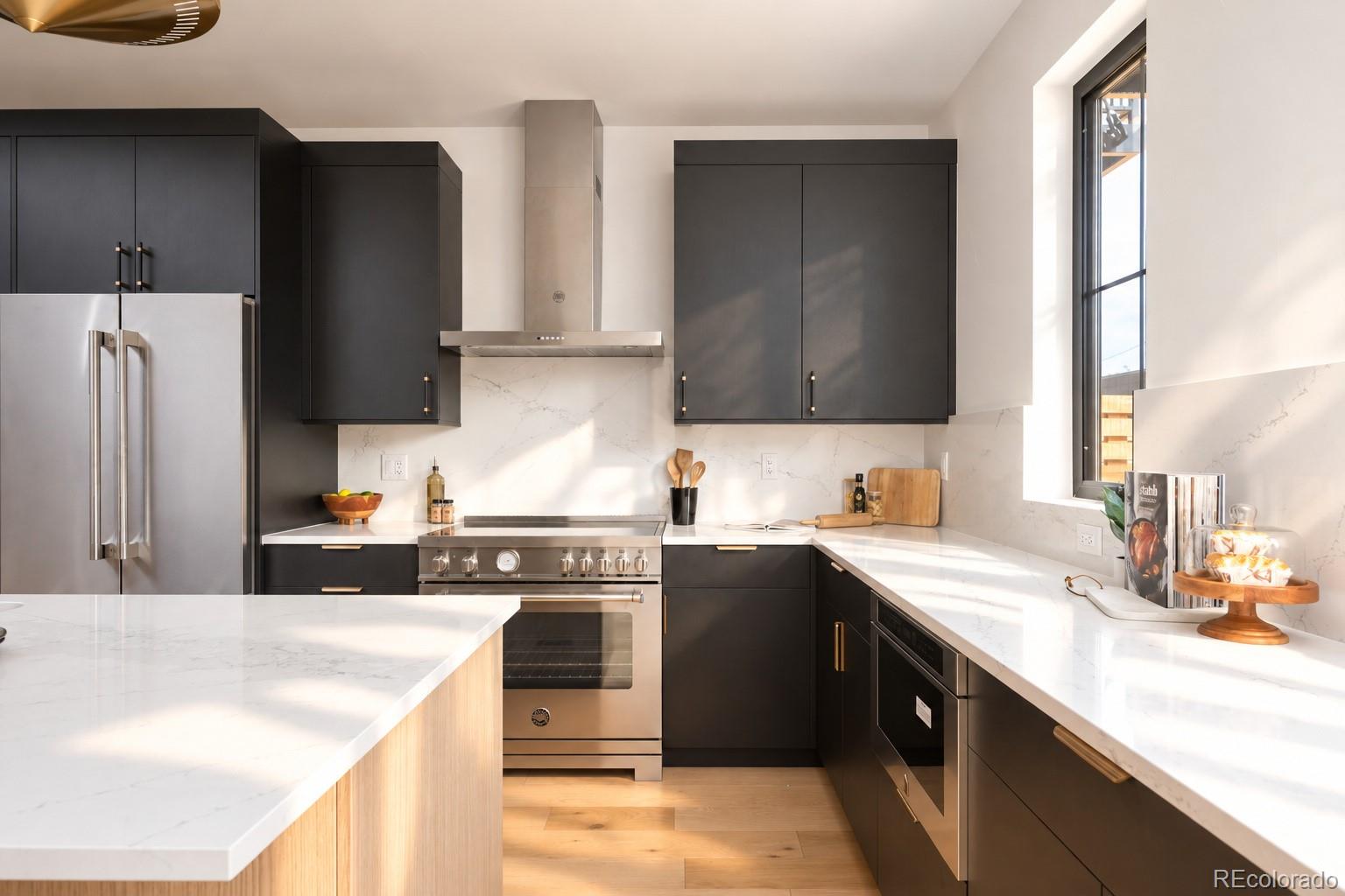 MLS Image #35 for 800  dahlia street,denver, Colorado