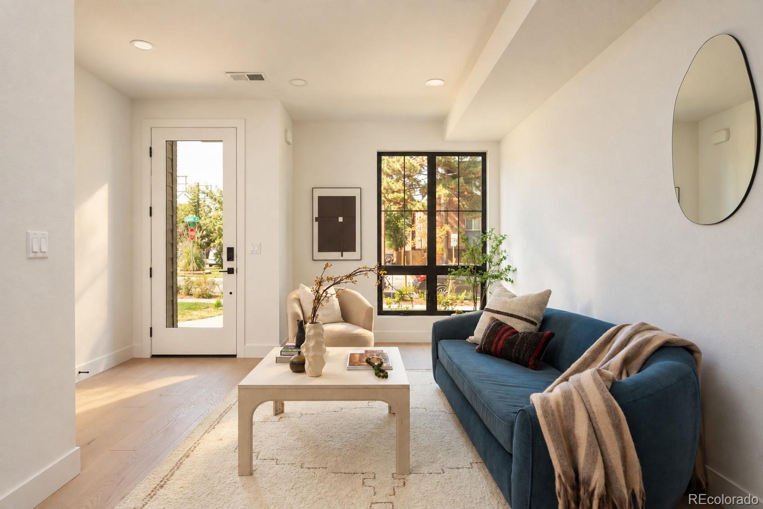 MLS Image #7 for 800  dahlia street,denver, Colorado