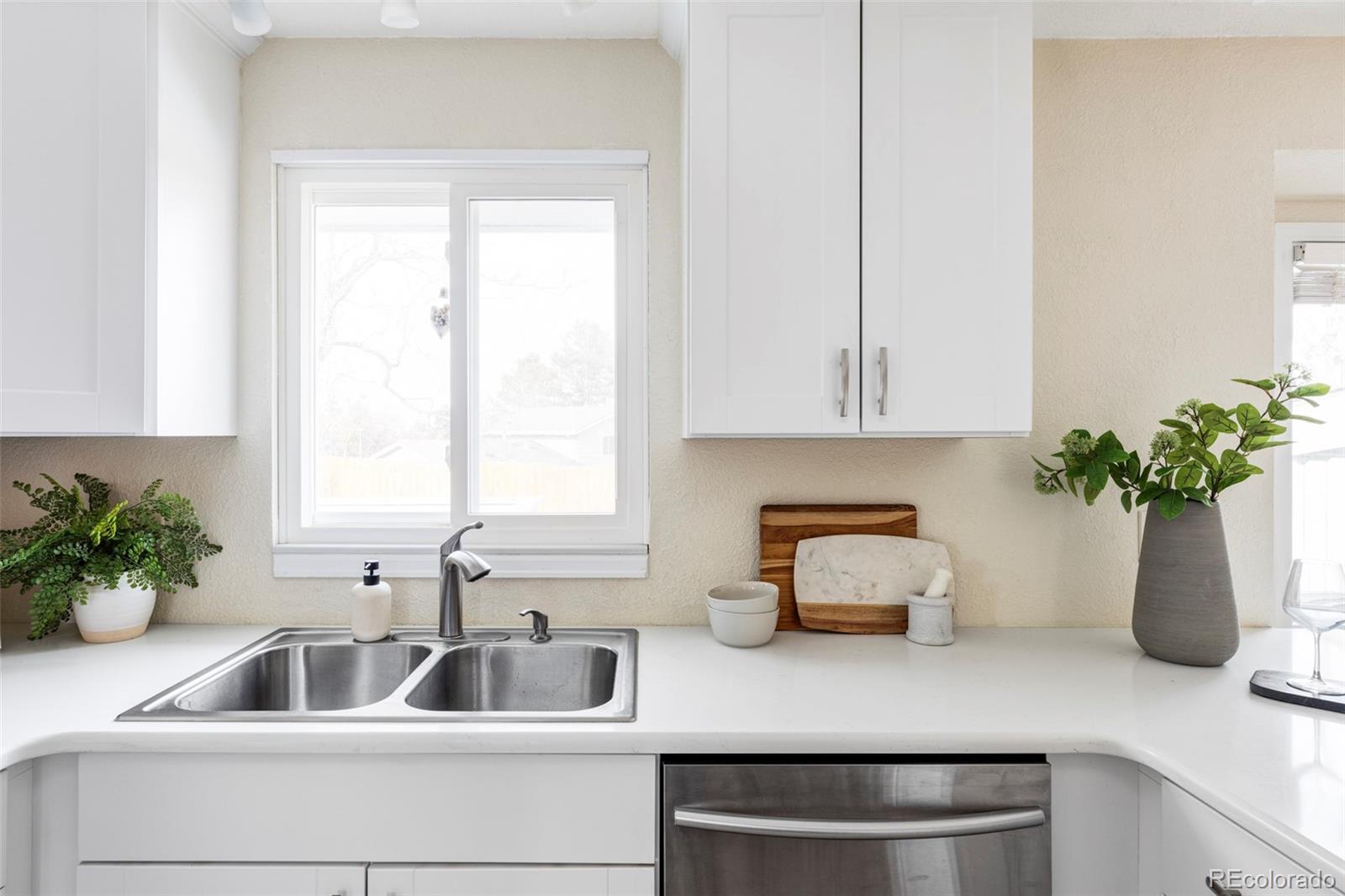 MLS Image #10 for 7289 w 73rd avenue,arvada, Colorado