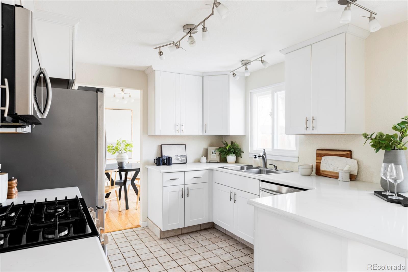 MLS Image #8 for 7289 w 73rd avenue,arvada, Colorado