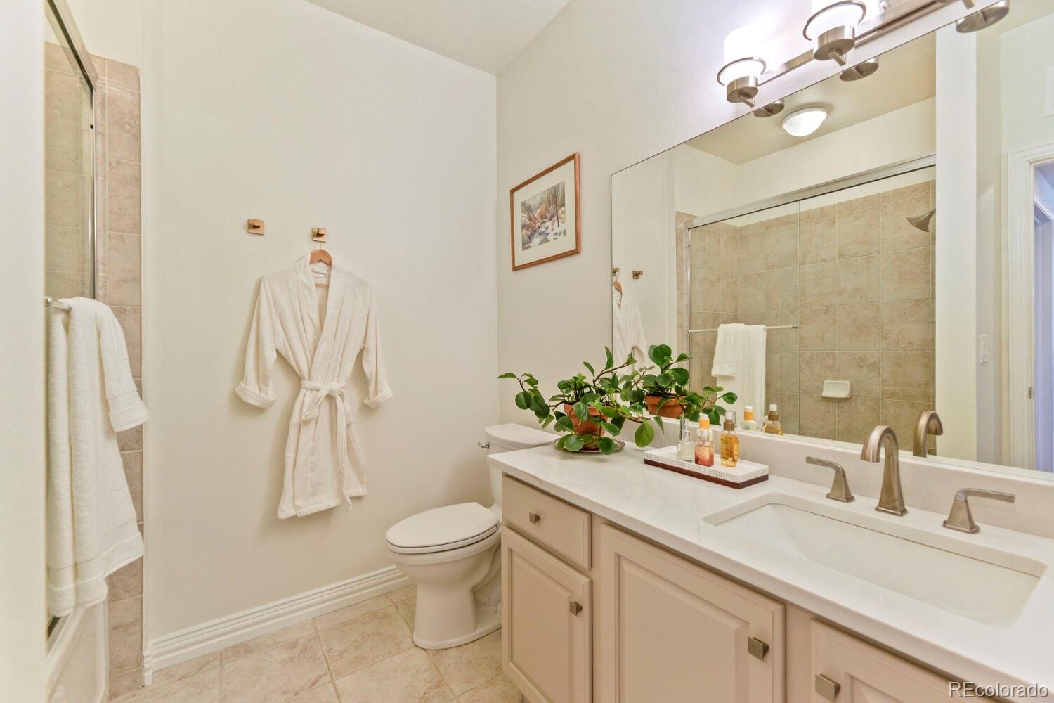 MLS Image #11 for 2700 e cherry creek south drive,denver, Colorado