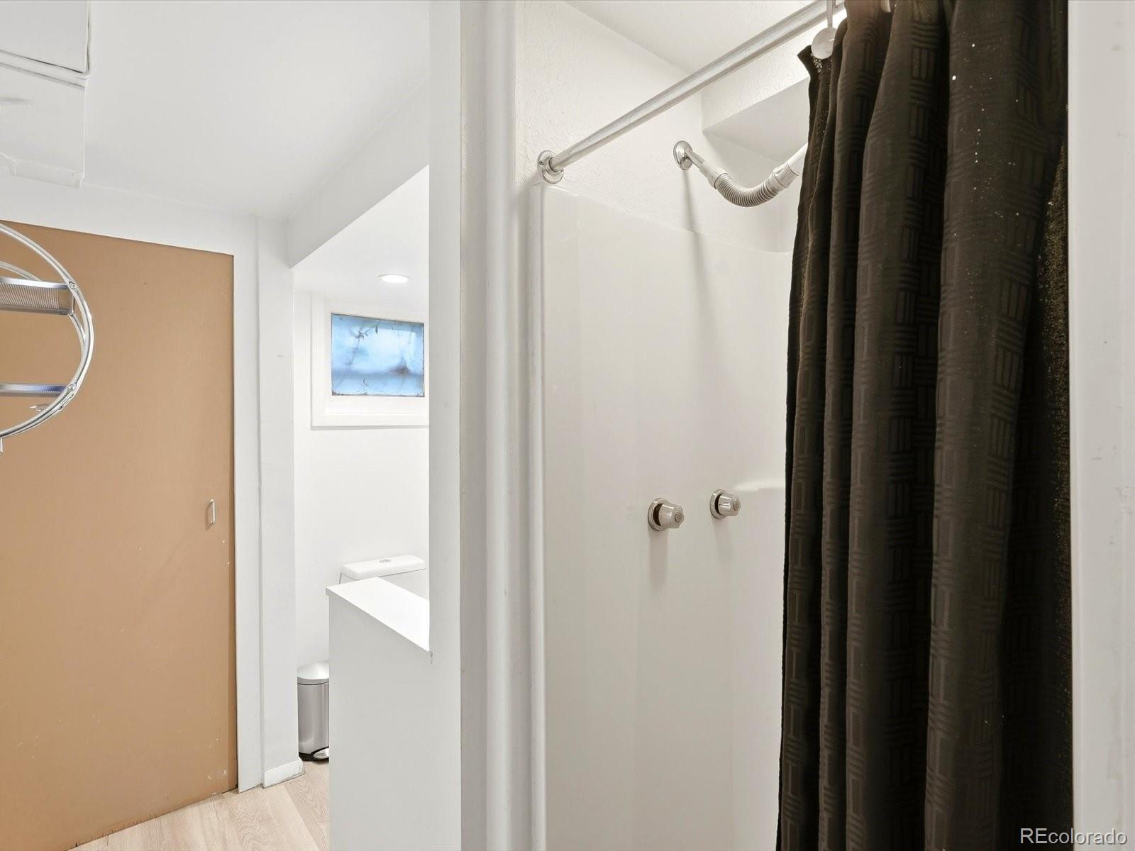 MLS Image #27 for 2465  stuart court,denver, Colorado