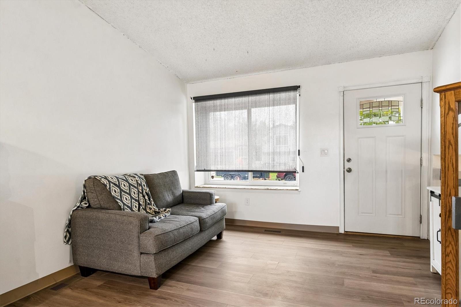 MLS Image #2 for 1672 s cathay street,aurora, Colorado