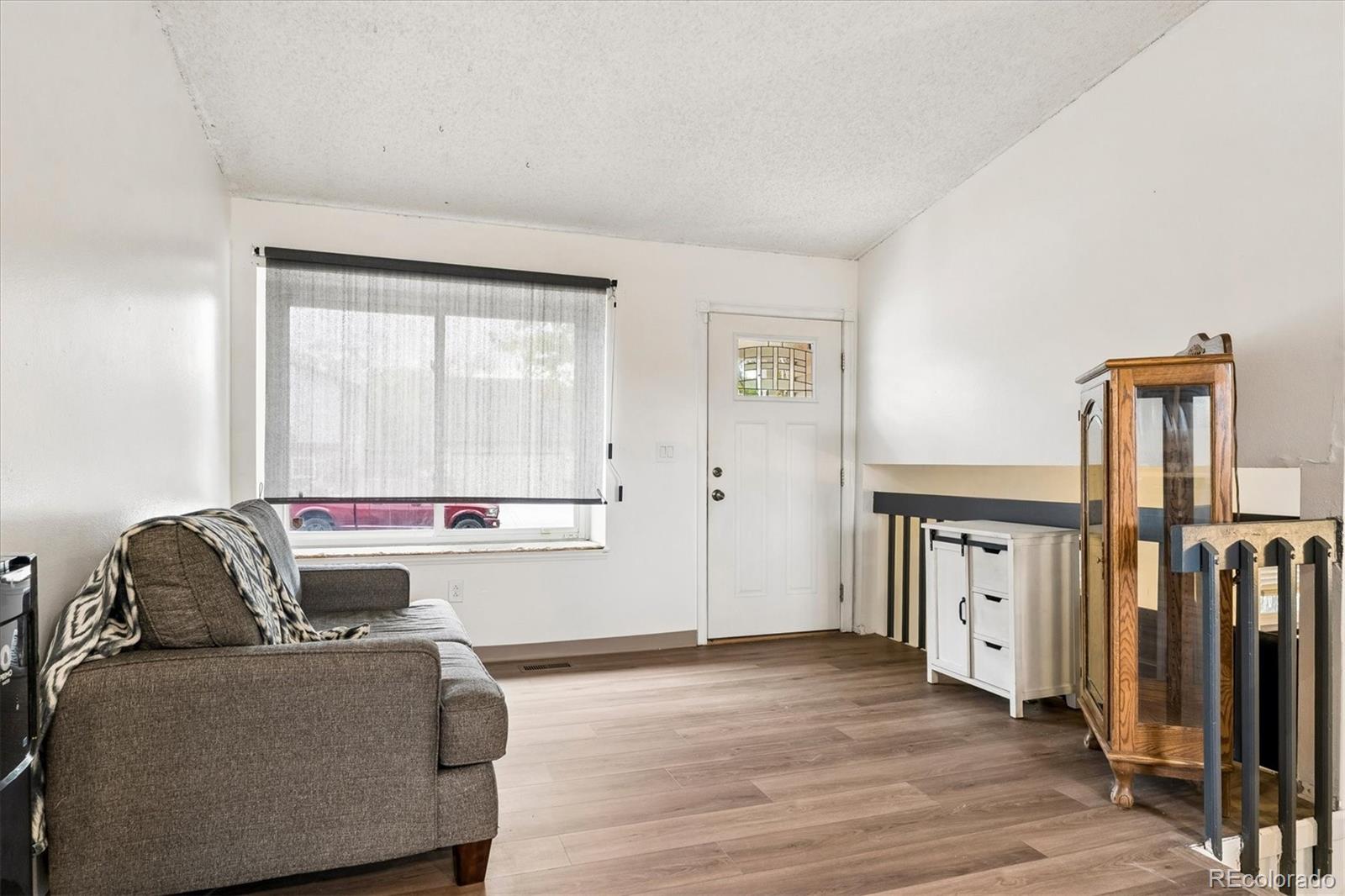 MLS Image #3 for 1672 s cathay street,aurora, Colorado