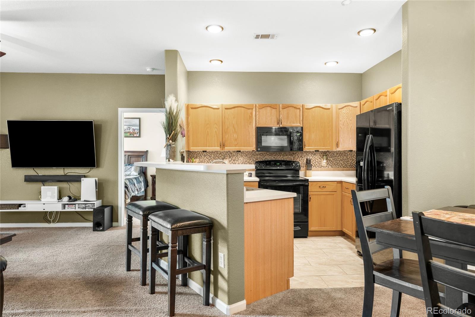 MLS Image #9 for 8374 s holland way 206,littleton, Colorado