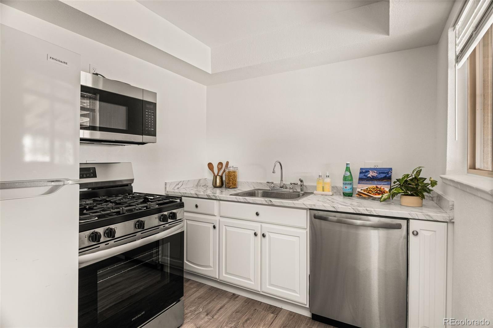 MLS Image #14 for 3790  elm street,denver, Colorado