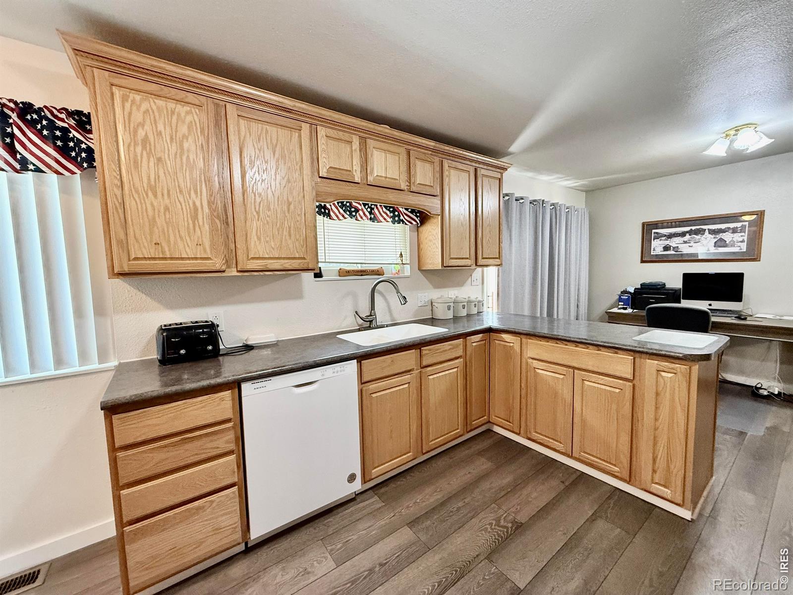 MLS Image #2 for 120 s hickory street,yuma, Colorado