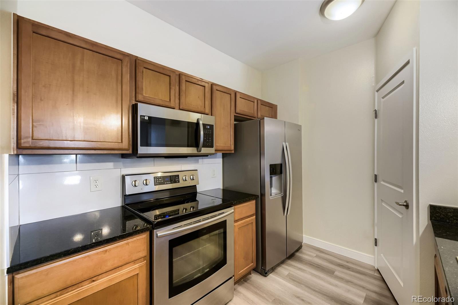 MLS Image #10 for 4100  albion street 311,denver, Colorado