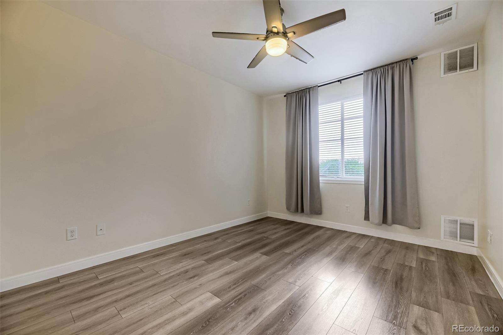 MLS Image #14 for 4100  albion street 311,denver, Colorado