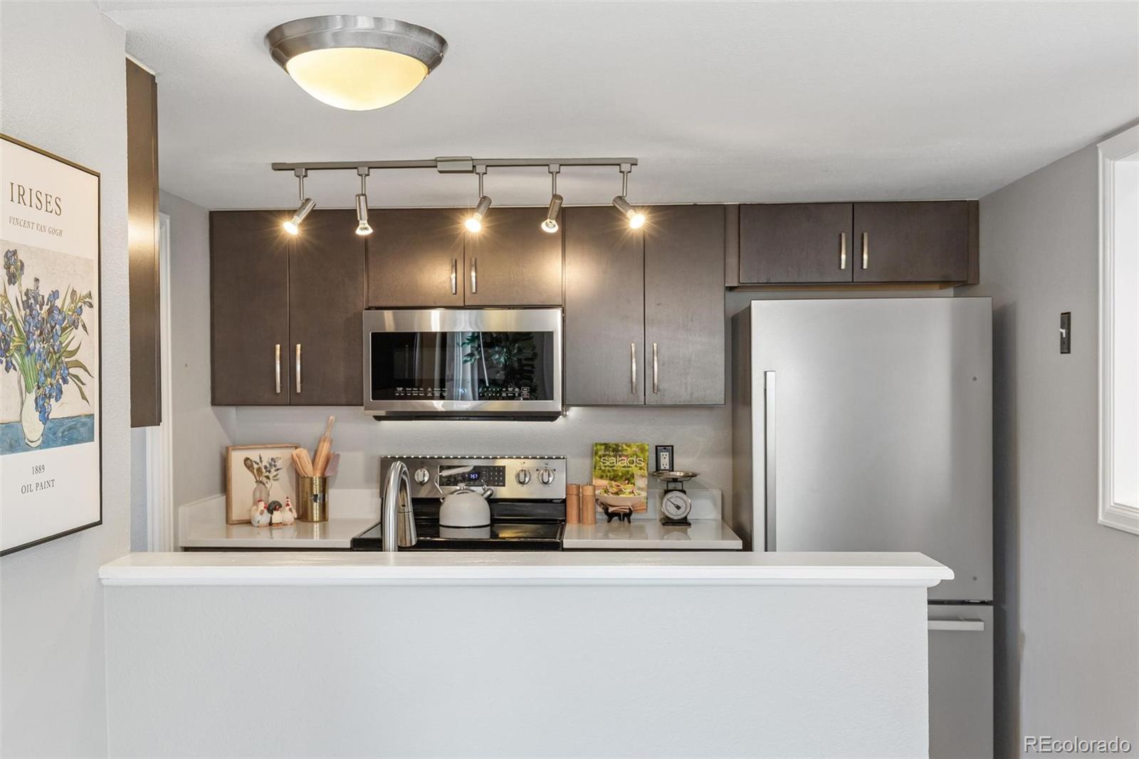 MLS Image #12 for 5623 s yank court,littleton, Colorado