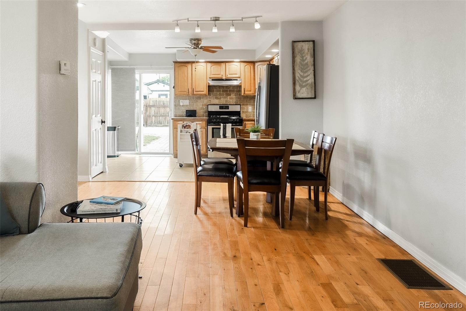 MLS Image #13 for 634  king street,denver, Colorado