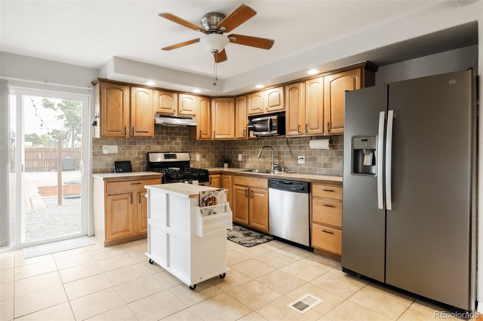 MLS Image #4 for 634  king street,denver, Colorado
