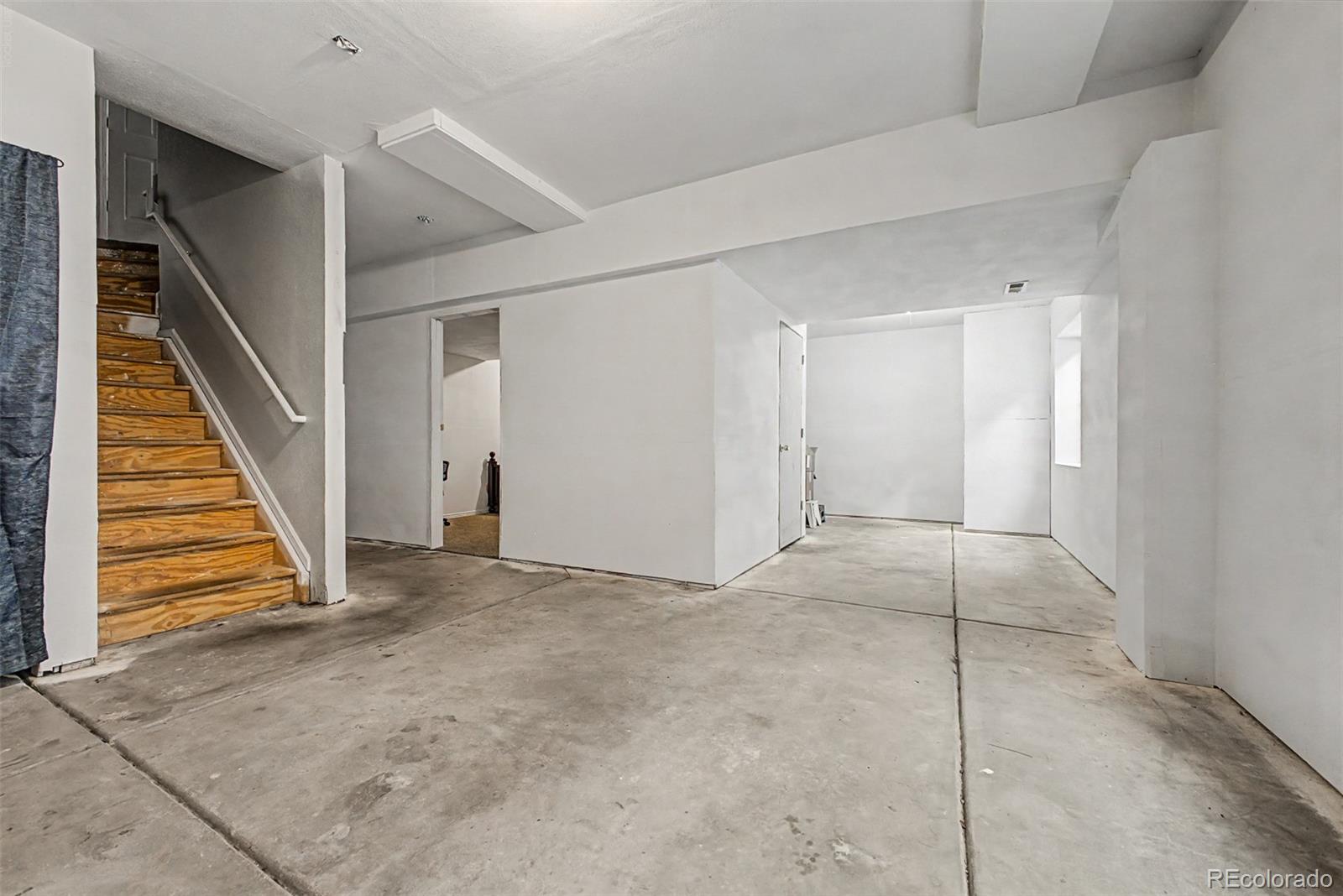 MLS Image #13 for 5543  hannibal court,denver, Colorado