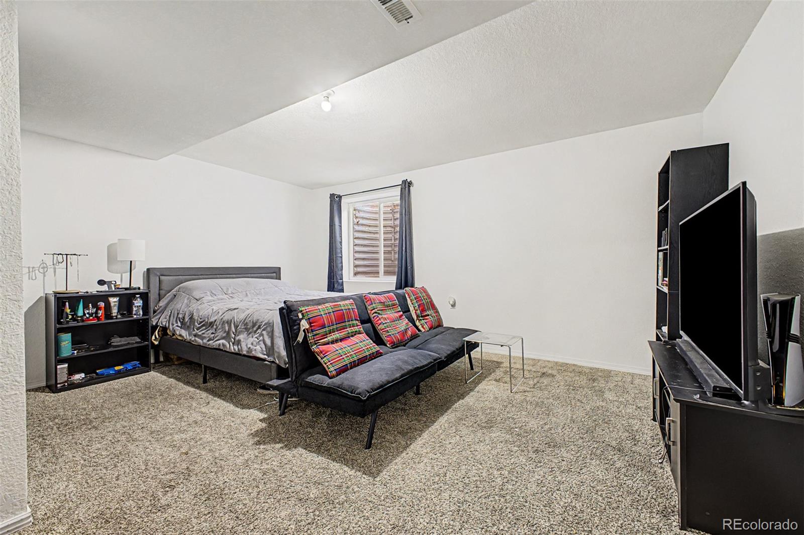 MLS Image #16 for 5543  hannibal court,denver, Colorado