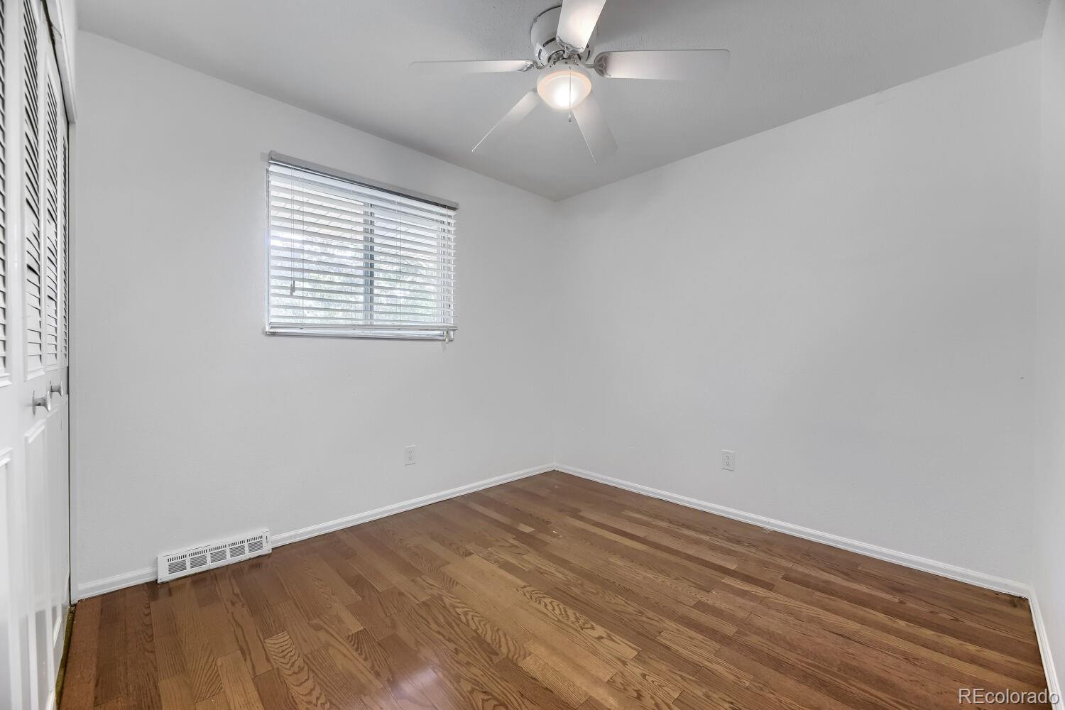 MLS Image #23 for 3816 s yosemite street,denver, Colorado