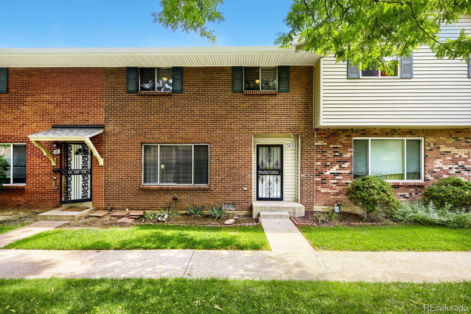 MLS Image #4 for 3816 s yosemite street,denver, Colorado