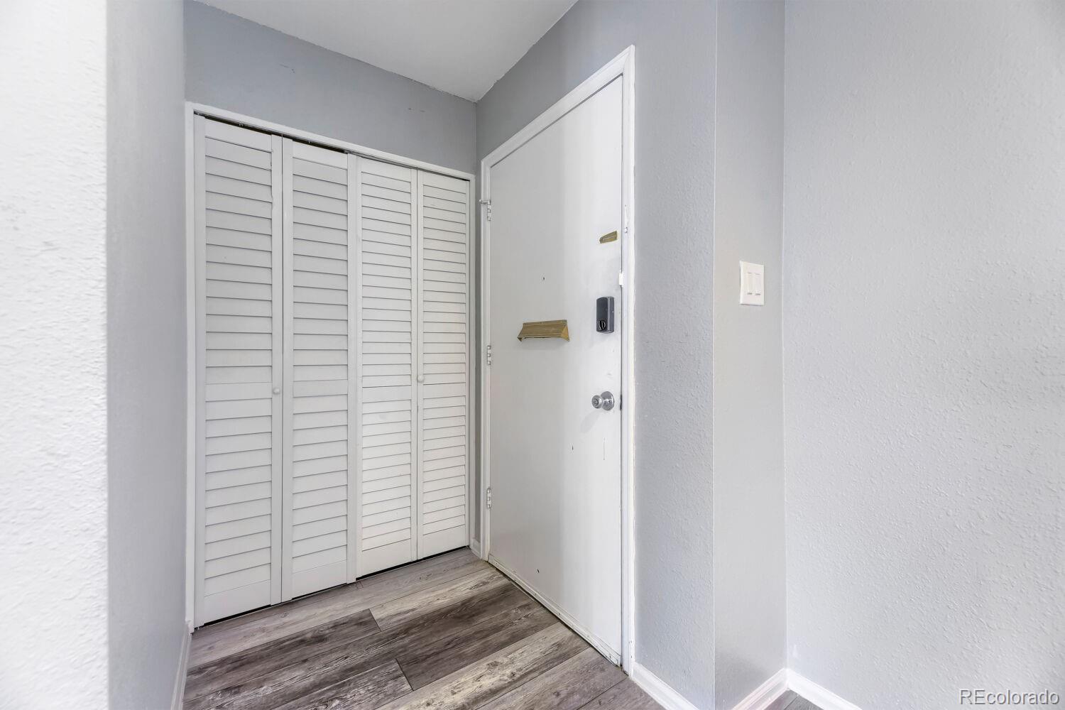 MLS Image #7 for 3816 s yosemite street,denver, Colorado
