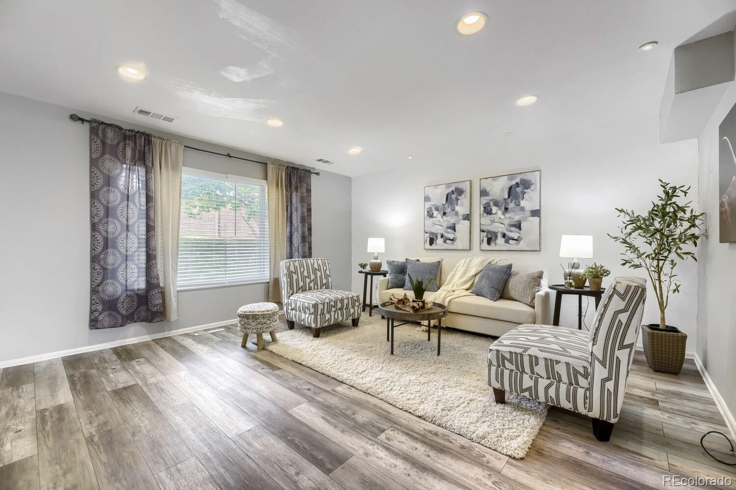 MLS Image #8 for 3816 s yosemite street,denver, Colorado