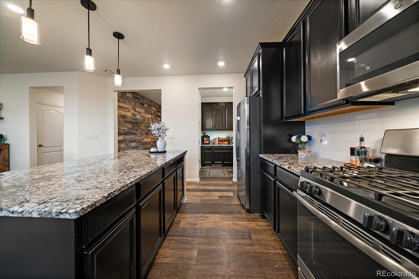MLS Image #11 for 10975  wheeling street,commerce city, Colorado