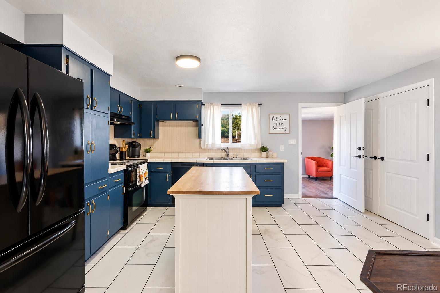MLS Image #8 for 5360  monaco street,commerce city, Colorado