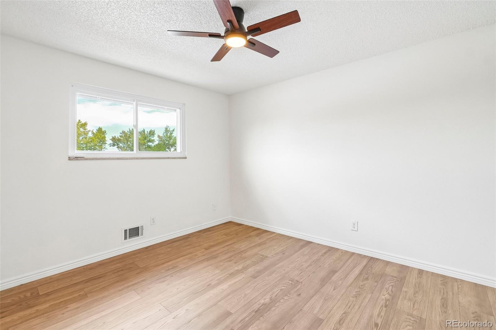 MLS Image #12 for 5835 s lowell boulevard,littleton, Colorado