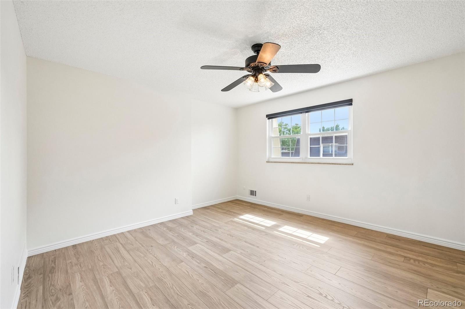 MLS Image #16 for 5835 s lowell boulevard,littleton, Colorado