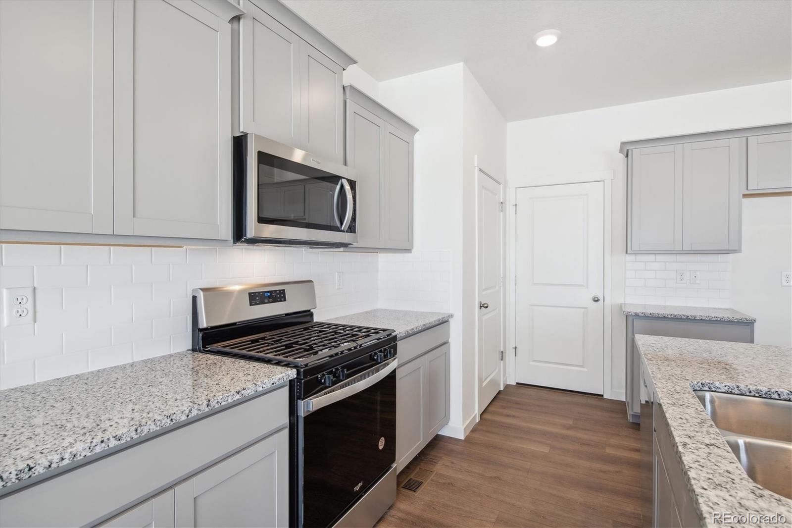 MLS Image #6 for 43073  castle stuart street,elizabeth, Colorado