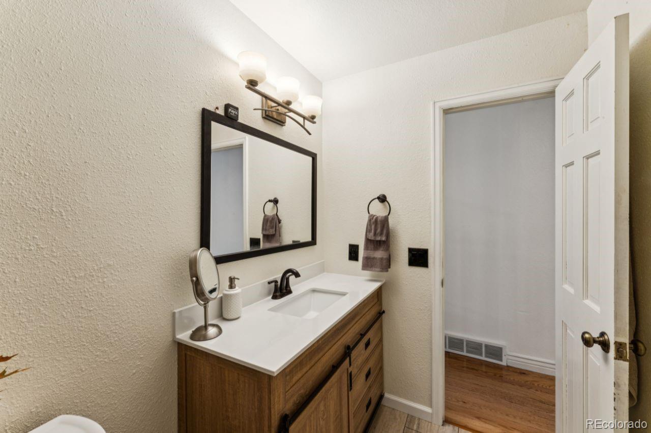 MLS Image #27 for 5900 s wolff court,littleton, Colorado