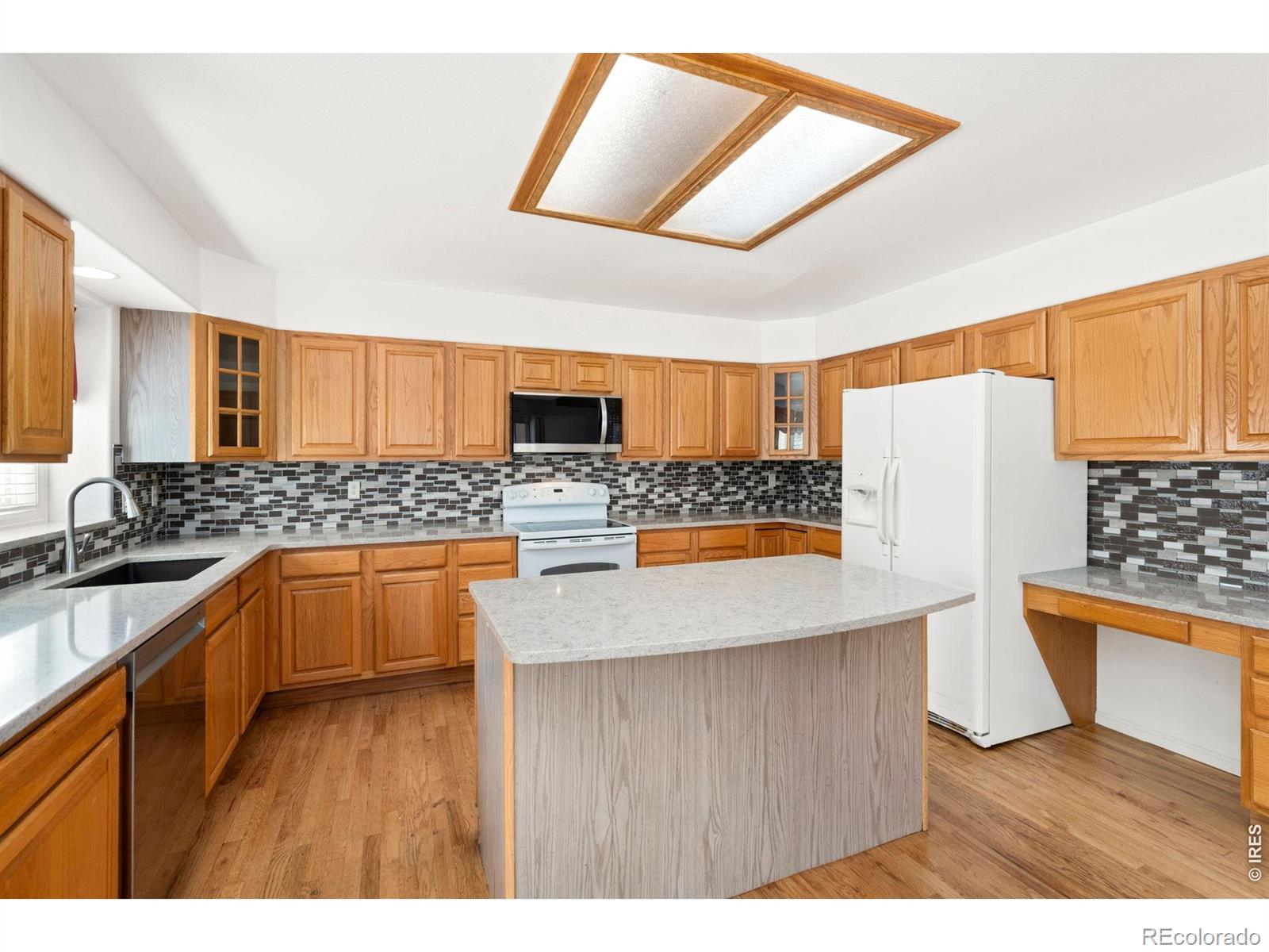 MLS Image #13 for 910 n 7th place,johnstown, Colorado