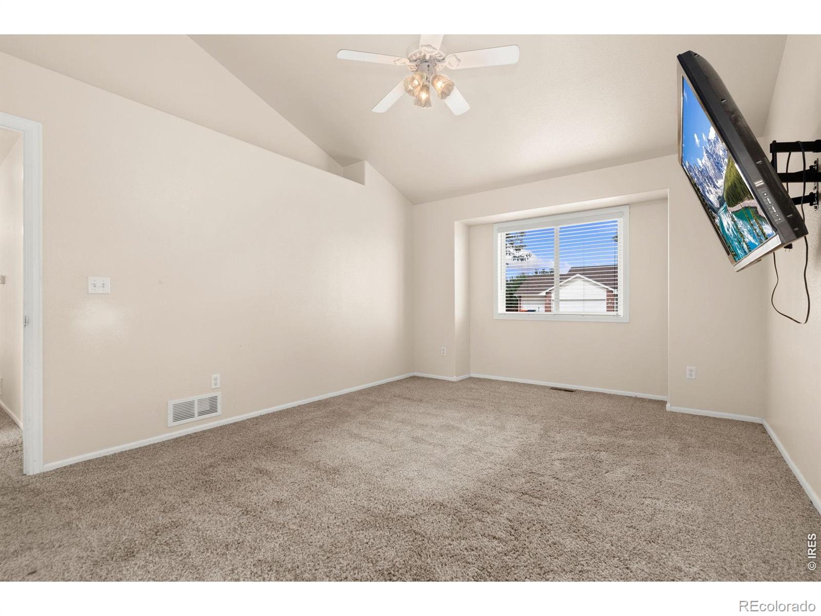 MLS Image #19 for 910 n 7th place,johnstown, Colorado